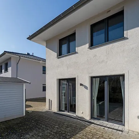De Hueues Achtern Sandlid Haus B * Bosau